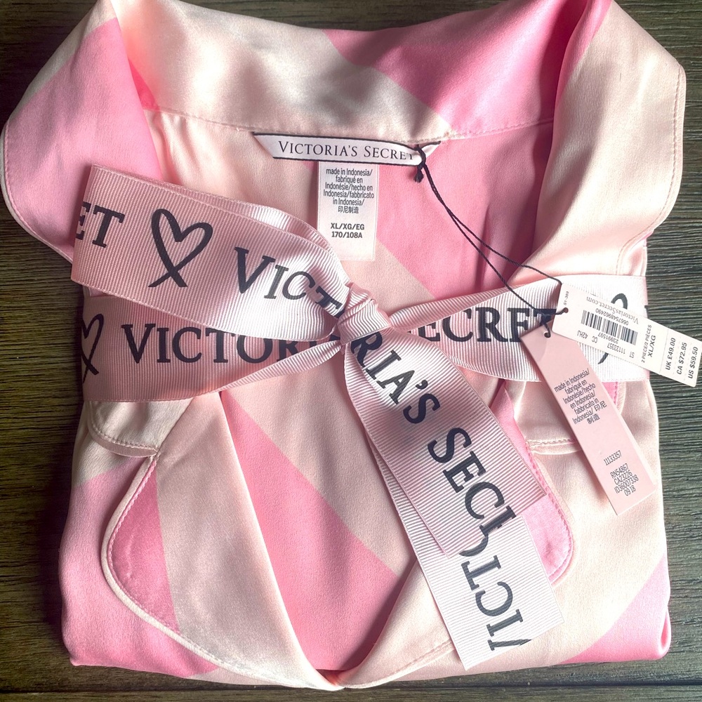 Victoria’s Secret Satin Pajamas -NWT!